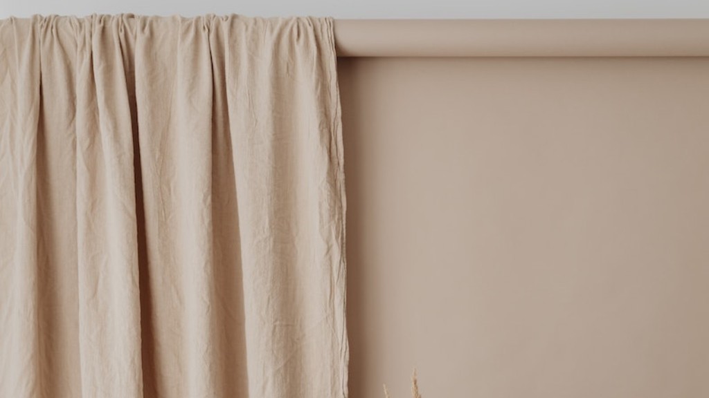 How to remove wrinkles from curtains?
